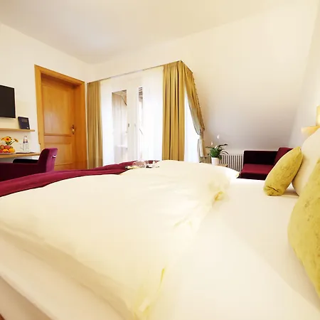 Kreuz-post Hotel-restaurant-spa Vogtsburg