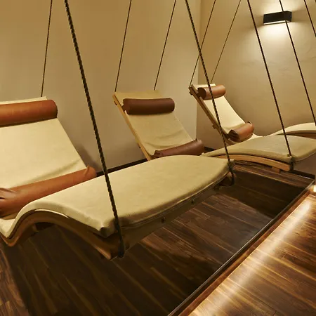 Kreuz-post Hotel-restaurant-spa