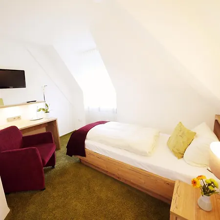 Kreuz-post Hotel-restaurant-spa 3*
