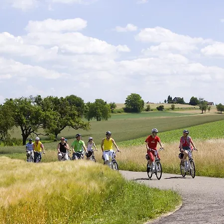 Отель Kreuz-post Hotel-restaurant-spa 3*