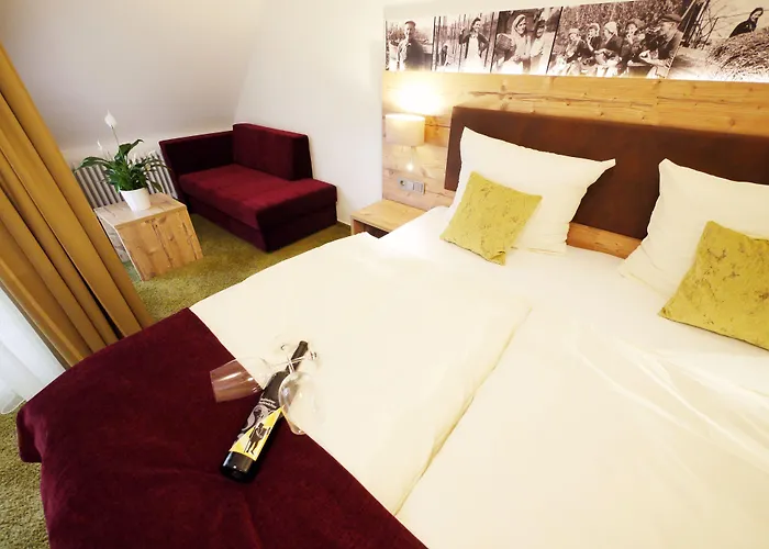 Kreuz-post Hotel-restaurant-spa 3* فوغتسبورغ