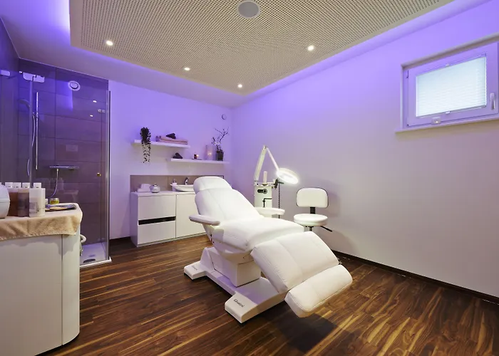 فندق Kreuz-post Hotel-restaurant-spa 3*